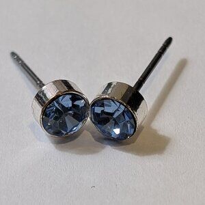 Aquamarine stud earrings